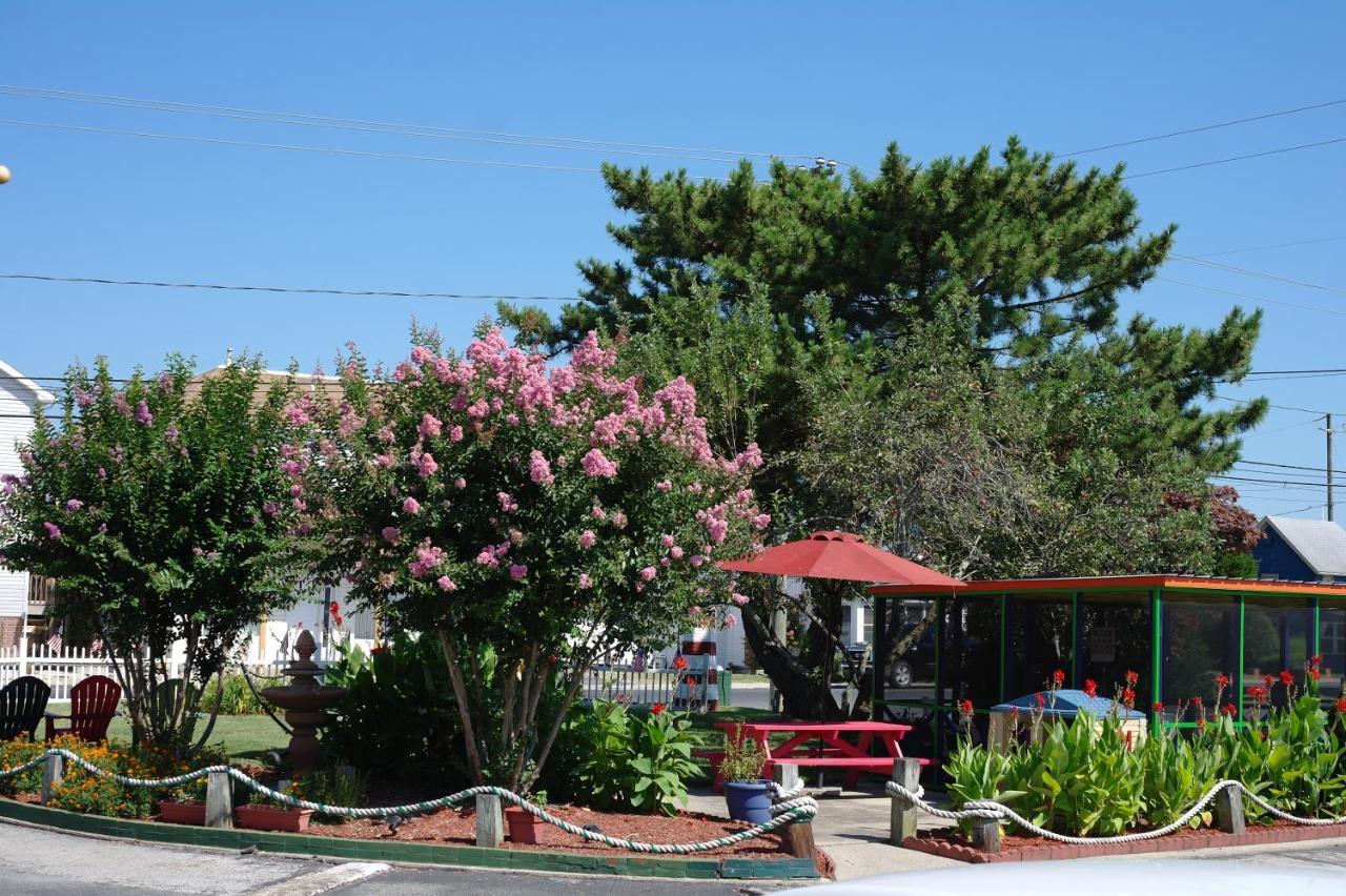 The Lighthouse Inn Chincoteague Exterior photo